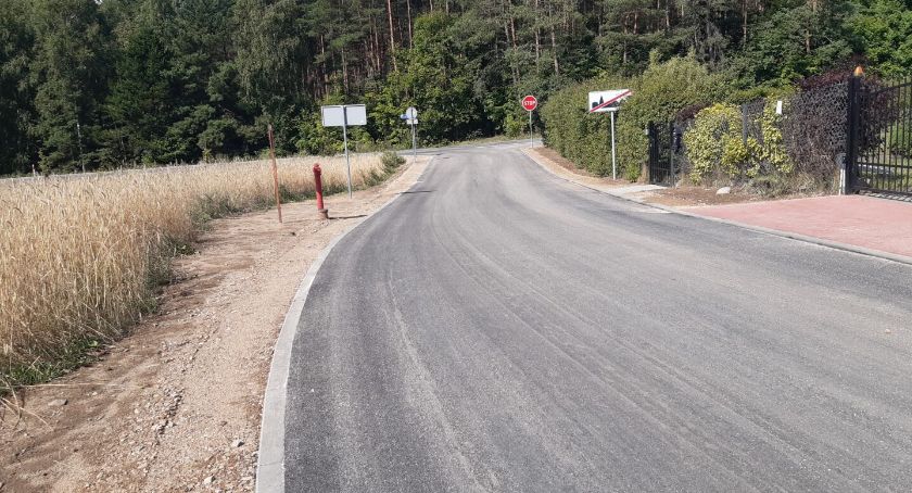 Nowe nawierzchnie asfaltowe na drogach w gminie Kościerzyna