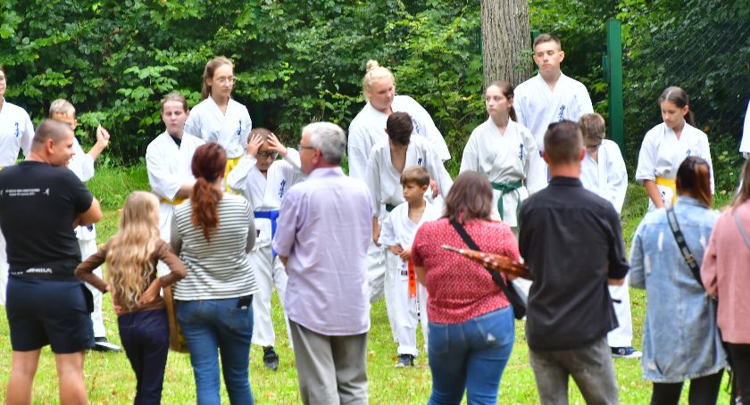 Jesienny Piknik Bulewny ze specjalnym pokazem karate