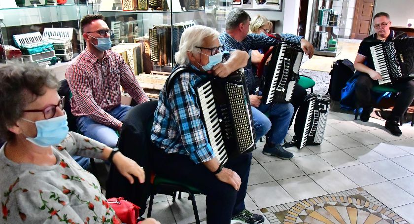 W wyjątkowej atmosferze doskonalili umiejętności gry na akordeonie