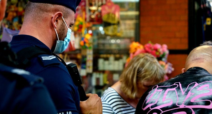 150 interwencji kościerskich policjantów ws. przestrzegania obostrzeń covidowych