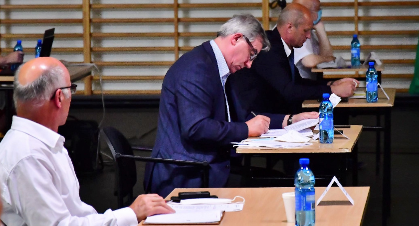 Radni powiatu i miasta będą decydować o budżetach na rok 2022