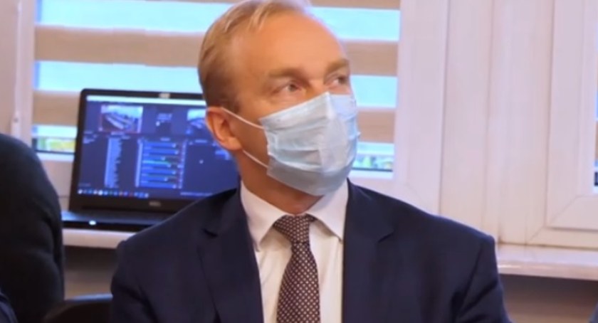 Radni gminy Nowa Karczma podwyższyli pensję wójtowi