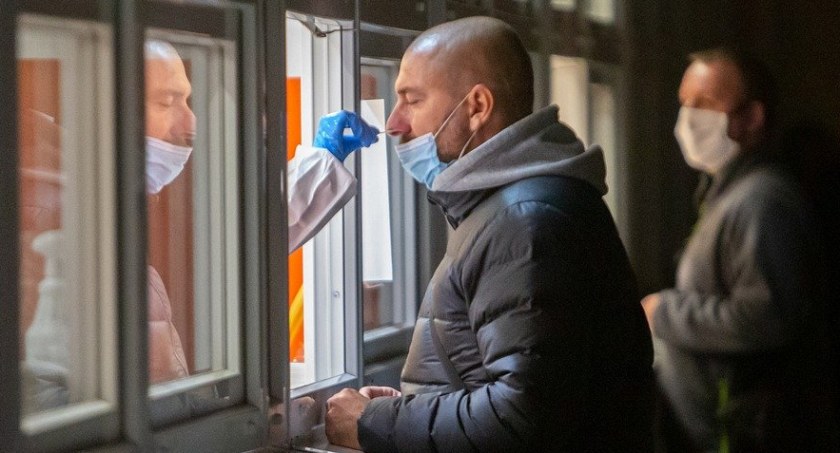 Punkt wymazów w kościerskim szpitalu zmienia godziny swojej pracy