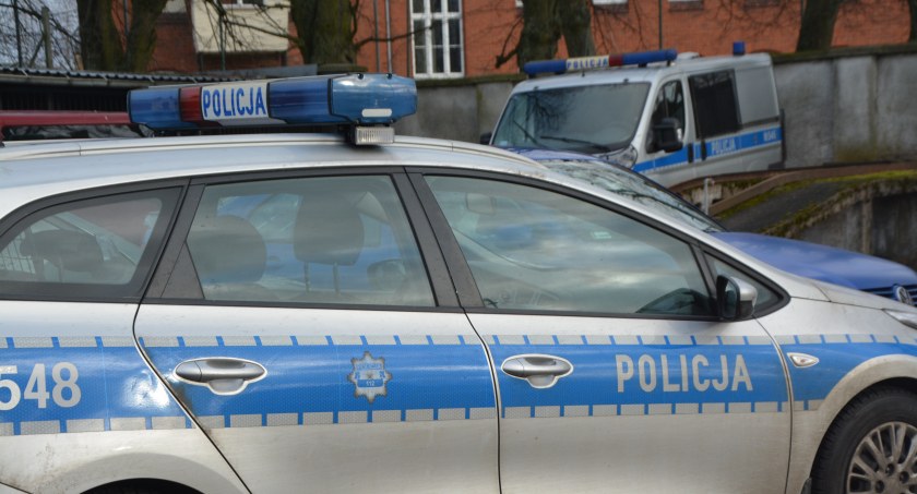 Wąglikowice. Kompletnie pijany 47-latek kierował oplem! Zareagował inny kierowca