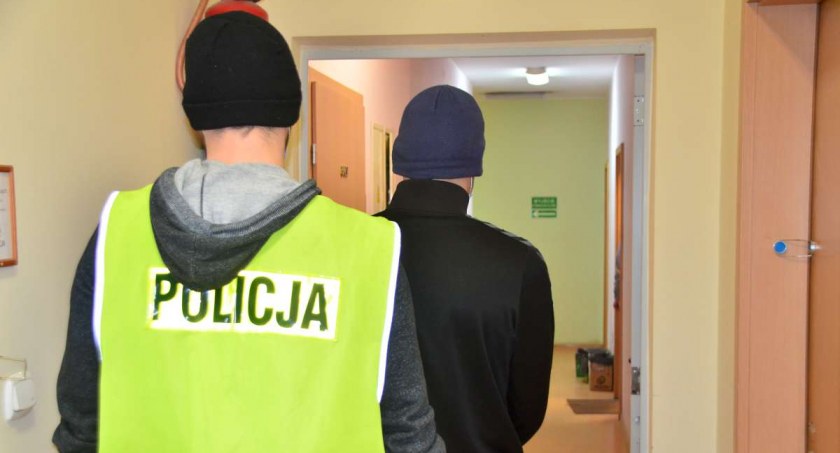 Kolejny włamywacz w areszcie - 26-latek włamywał się do domów i je okradał