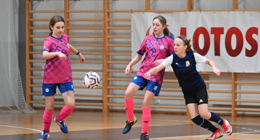 Piłkarki Ceramika Łubiana zdobyły cenne doświadczenie w turnieju Lotos Griffin Cup