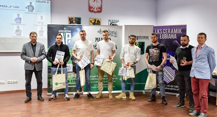 Podsumowali rozgrywki kościerskiej halówki. W piłkarskich zmaganiach wzięło udział ponad 200 zawodników