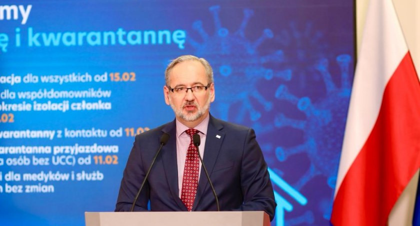 Minister zdrowia: to początek końca pandemii. Młodzież wraca do szkół. Co z obostrzeniami?