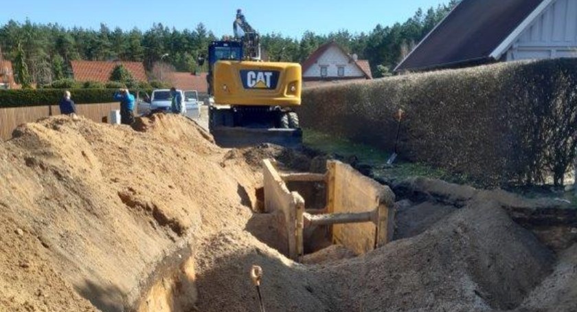 Budowa kanalizacji w Sycowej Hucie i Grzybowie zbliża się do końca