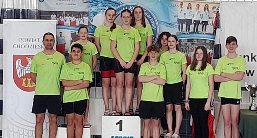 Udany debiut zawodników KS Aqua Sport na zawodach w Chodzieży