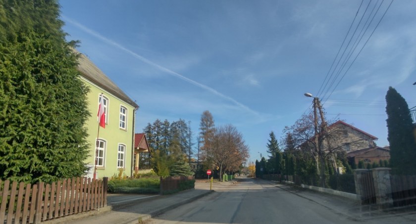 Budowa drogi, ścieżki rowerowej i remont Urzędu Gminy. Najważniejsze inwestycje w gm. Karsin
