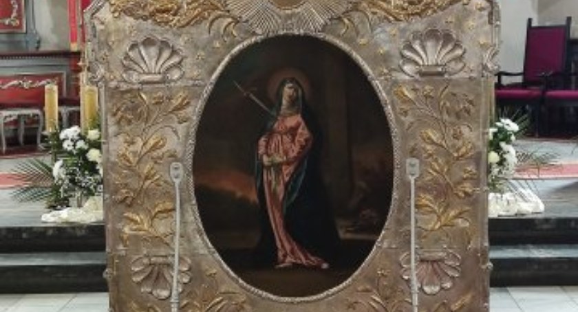Zabytkowy feretron z parafii Świętej Trójcy w Kościerzynie jest jak nowy