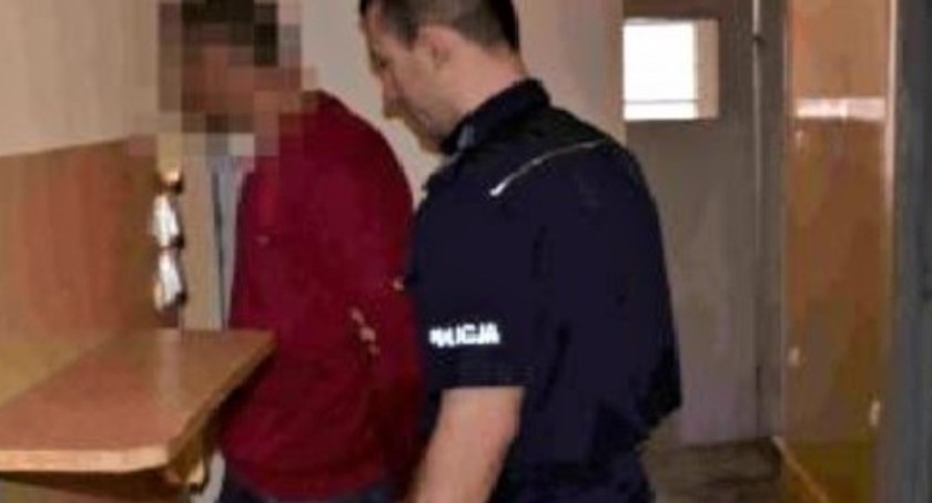Kościerzyna. W szafie miał 2,5 kg amfetaminy! 32-latek aresztowany
