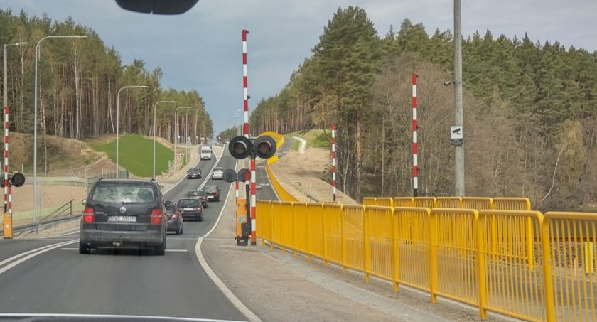Koniec koszmaru kierowców. Remont drogi krajowej nr 20 oficjalnie zakończony