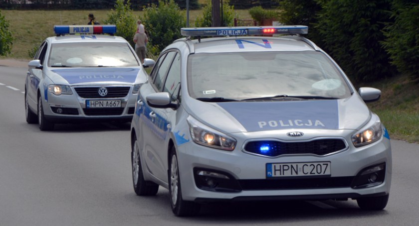 Nie zatrzymał się do kontroli - policyjny pościg za 31-latkiem. Uciekał, bo wcześniej pił alkohol