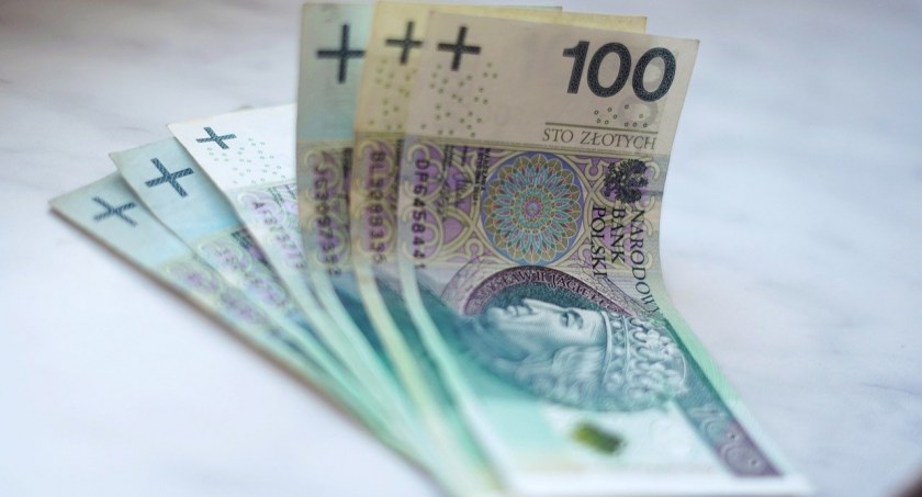 Najlepsi maturzyści mogą otrzymać pomoc finansową