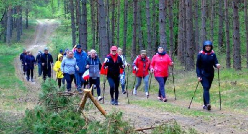 Letni Marsz Nordic Walking w Strudze