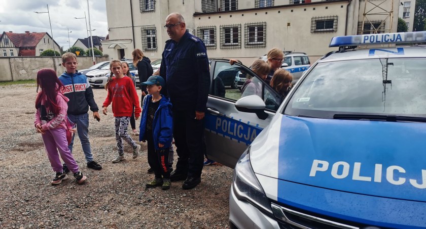 Kościerzyna. Zobaczyli, jak wygląda praca policjantów