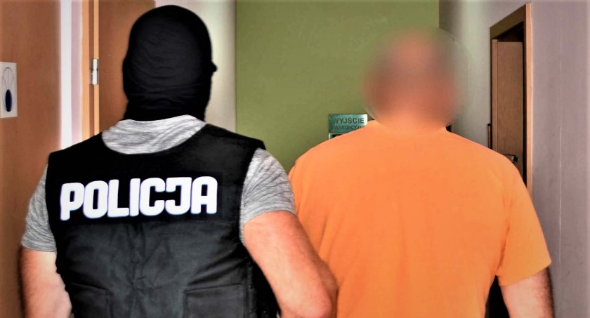 Gm. Kościerzyna. Trzech mężczyzn pobiło 20-latka 