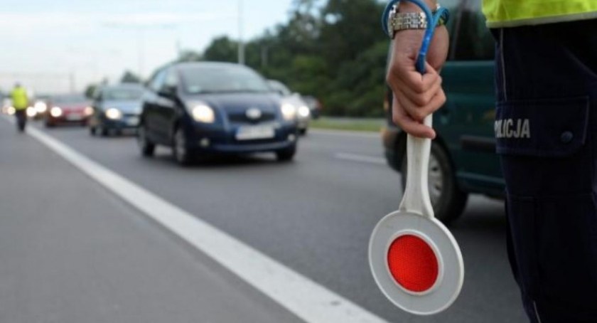 Pędziła przez teren zabudowany - straciła prawo jazdy 