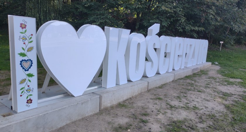 Lokalizacja napisu „I love Kościerzyna” budzi kontrowersje