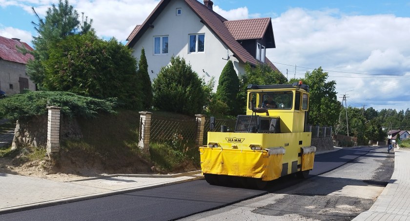Kierowcy mogą już korzystać z czterech nowych dróg powiatowych