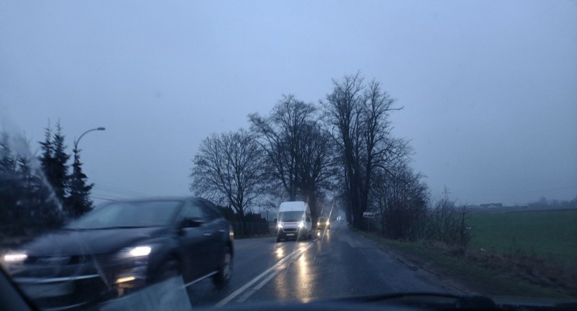 Remont drogi nr 221 Kościerzyna-Nowa Karczma, czyli gra w „ciuciu-babkę”