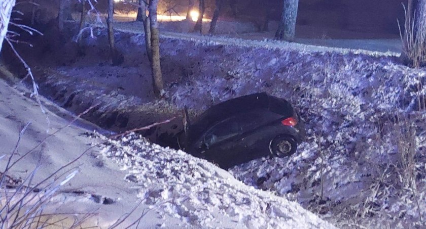 Trudne warunki na drogach - seria kolizji. Służby apelują o ostrożność