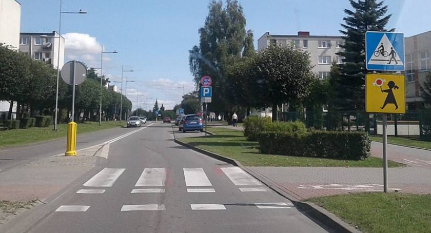 Kierowcy i piesi z mandatami - policjanci podsumowują akcję 
