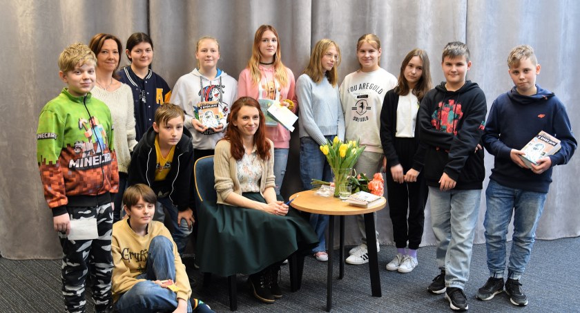 Spotkanie autorskie z pisarką Ariadną Ignaszak w Grabowie Kościerskim