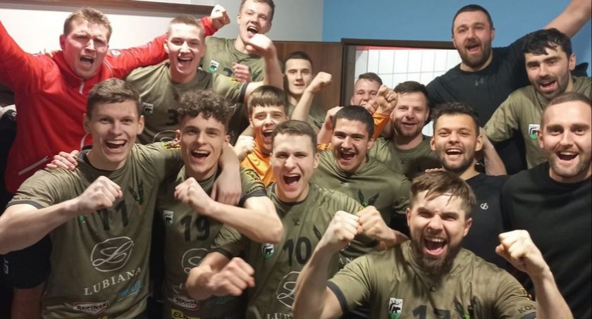 Prawie nie dojechali na mecz. Gdy pojawili się na parkiecie, rozbili rywali