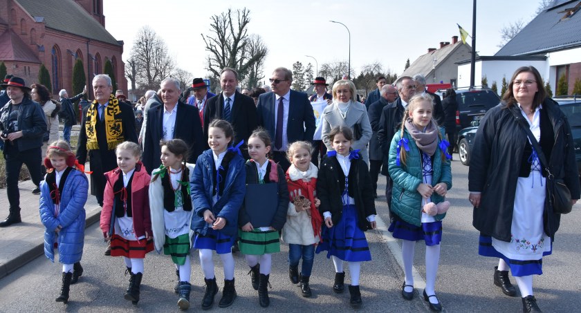 Dzień Jedności Kaszubów w Gniewinie - tłumy przybyły na wielkie święto regionu