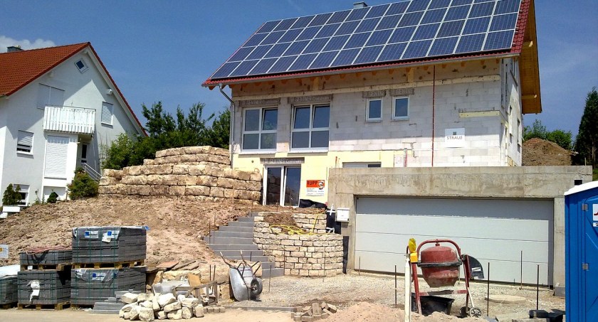 Kryzys daje się ostro we znaki. Coraz mniej ludzi decyduje się na budowę domu