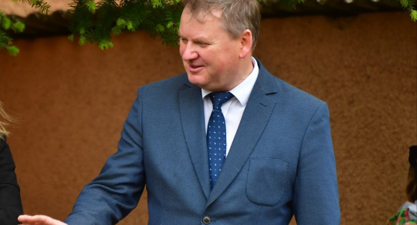 Wójt Mirosław Warczak: w demokracji liczy się większość, a mniejszość się myli!