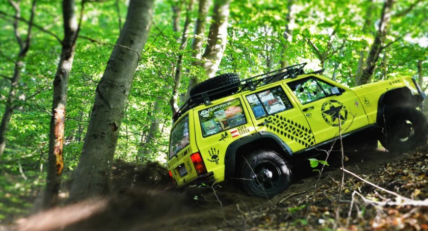 Złota Góra. III Charytatywny Zlot Pojazdów Terenowych „KASZUBY 4x4”