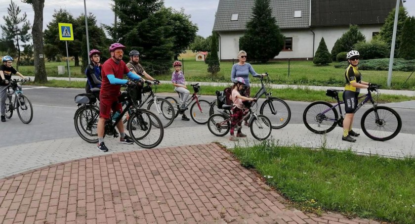 Rowerowa wędrówka połączona z lekcją historii