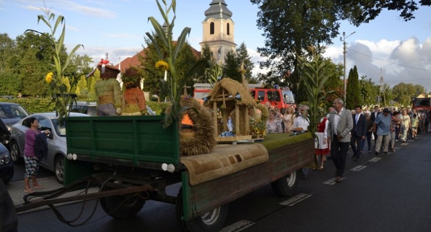 Dożynki w gminie Dzimiany. Rolników doceniono za ich pracę