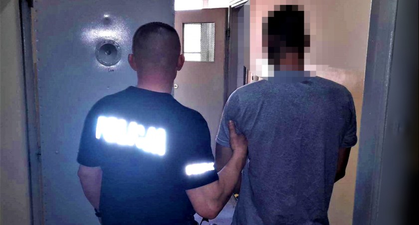 Pasażer nissana wpadł z narkotykami podczas kontroli drogowej