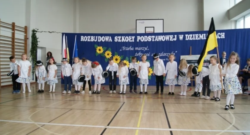 Gigantyczna inwestycja w Dziemianach. Uczniowie będą się uczyć w lepszych warunkach