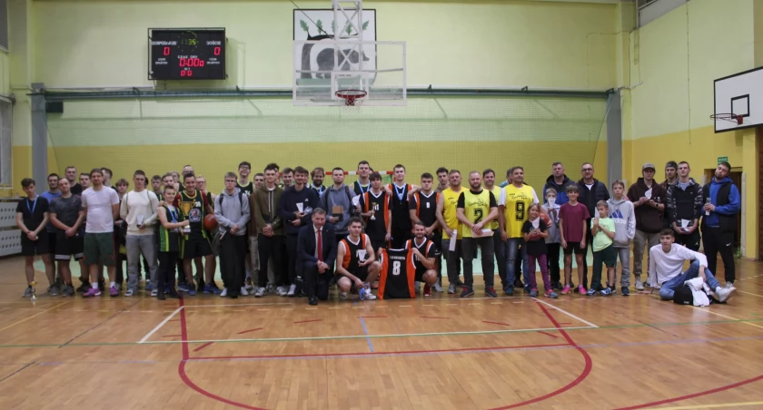 Drużyna Park Team zwycięzcą Turnieju Koszykówki o Puchar Burmistrza Miasta Kościerzyna