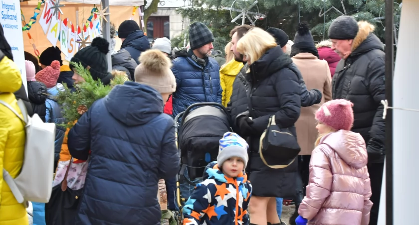Kiermasz świąteczny w Kościerzynie przyciągnął tłumy