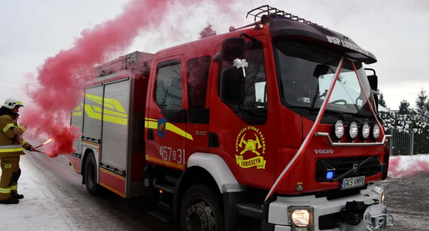 Nowy wóz ratowniczo-gaśniczy dla strażaków z OSP w Lubieszynie