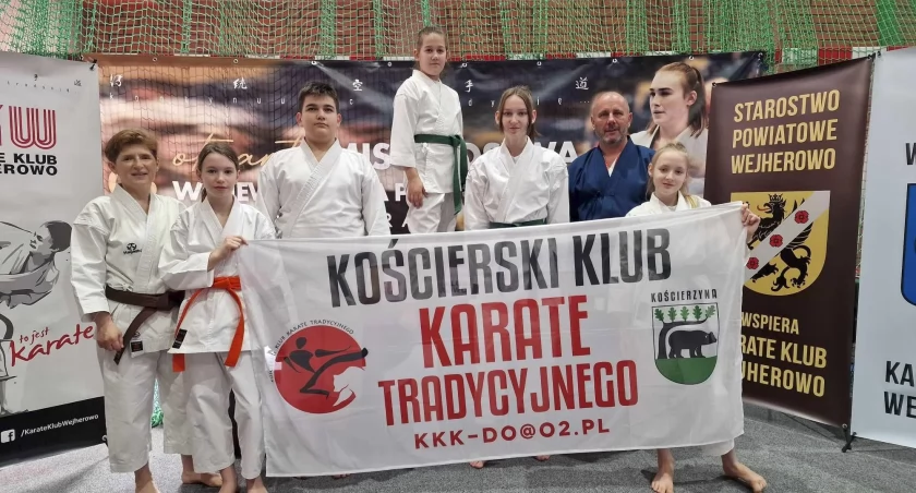 Świetna forma kościerskich karateków