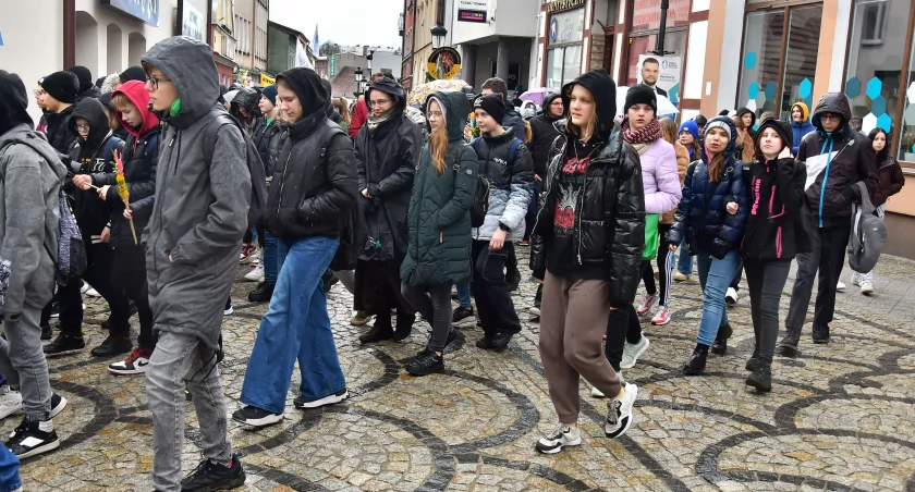 Diecezjalne Dni Młodzieży. Do Kościerzyny zjechały tłumy młodych ludzi