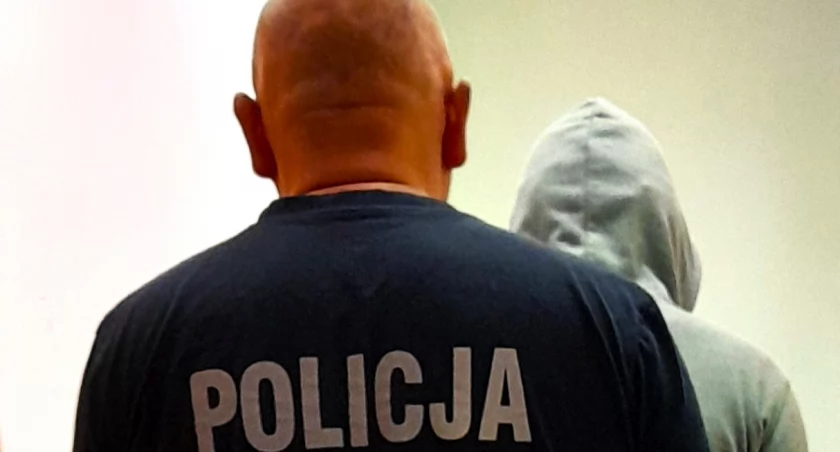 W domu miał 600 porcji amfetaminy i marihuany - 31-latek z zarzutami