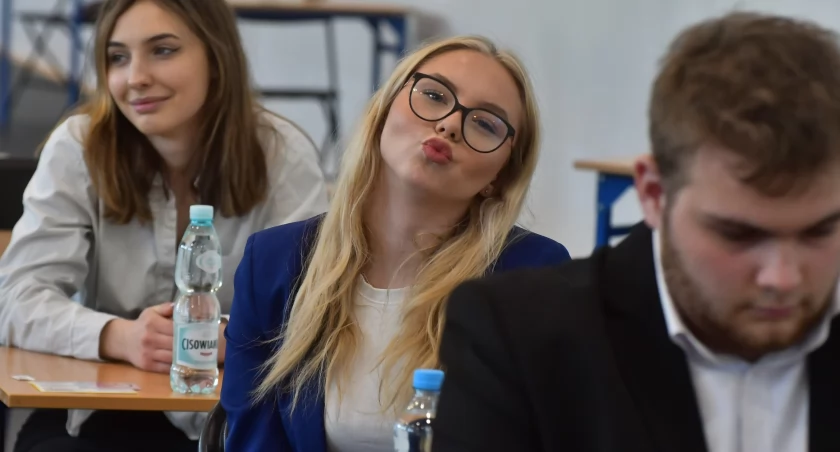 Matura 2024. Uczniowie rozpoczęli egzaminacyjny maraton