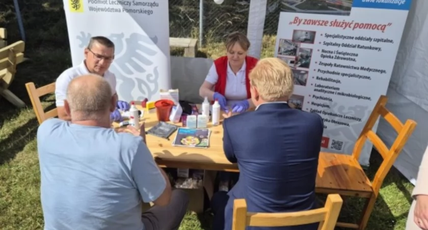 Promocja zdrowia na festynie integracyjnym w Lubieszynie