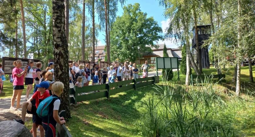 Prawie sto osób wzięło udział w wycieczkach autokarowych po najciekawszych atrakcjach regionu