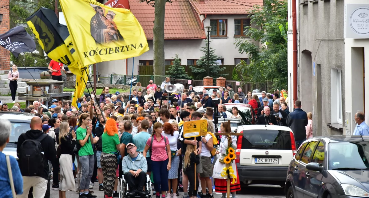 Pielgrzymka na Jasną Górę. Pątnicy wyruszyli z Kościerzyny