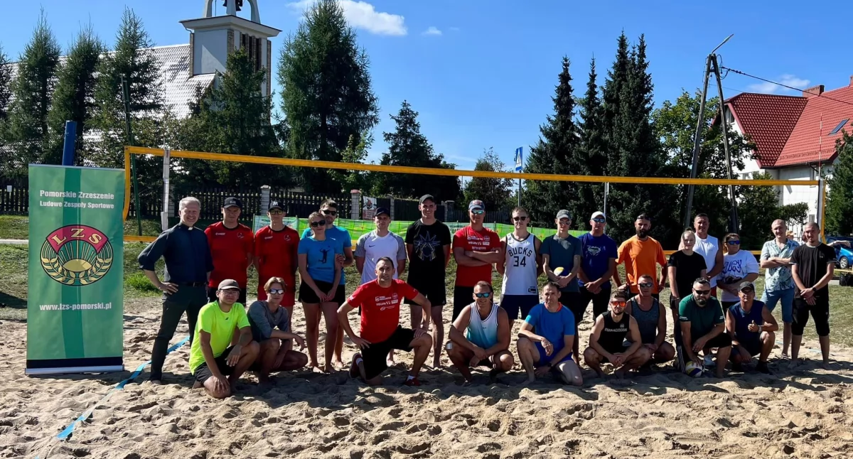 Emocjonujący turniej piłki plażowej w Skorzewie